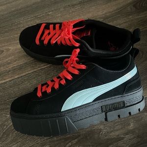 Platform Puma sneakers